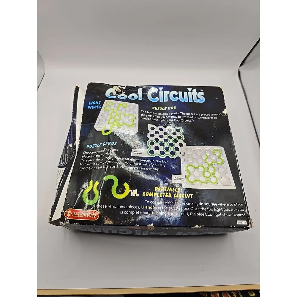 Cool Circuits‎ by Science Wiz Puzzle 40 Challenging Puzzles